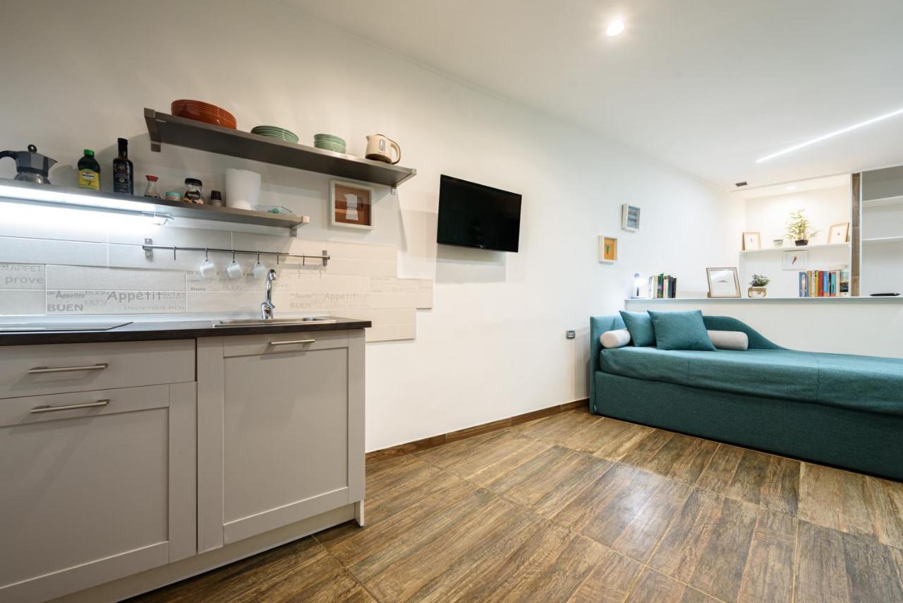 Loft By B&B Universita Наполи Екстериор снимка